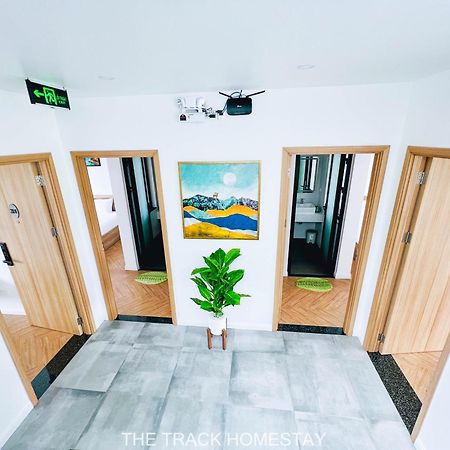 The Track Homestay - Near Bai Dai Beach Cam Lam エクステリア 写真