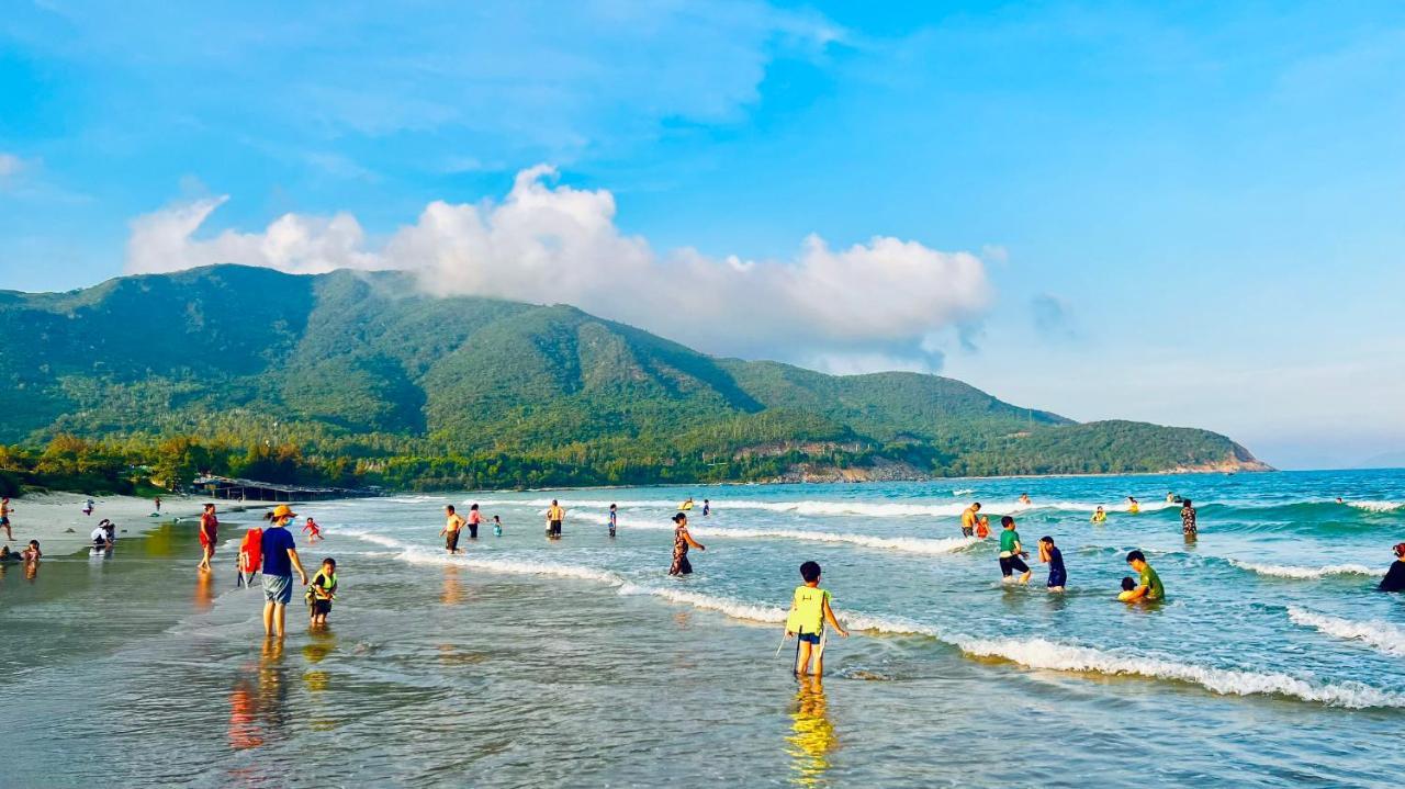 The Track Homestay - Near Bai Dai Beach Cam Lam エクステリア 写真