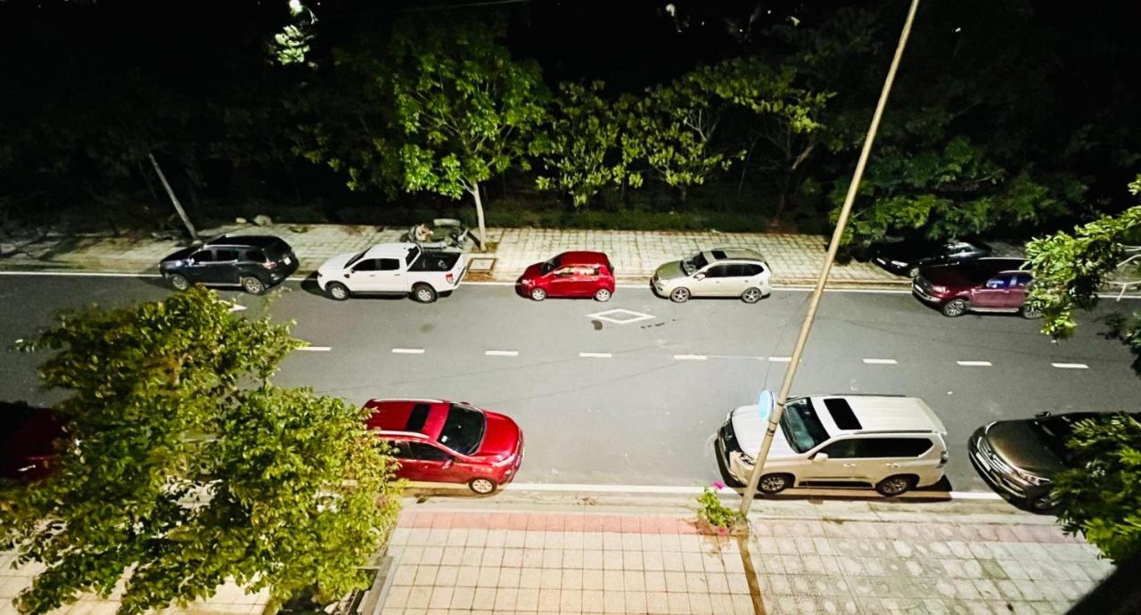 The Track Homestay - Near Bai Dai Beach Cam Lam エクステリア 写真