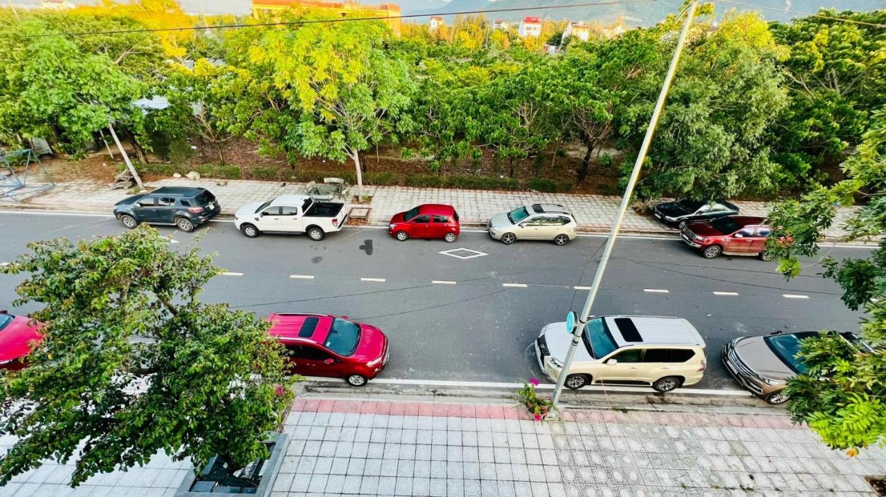 The Track Homestay - Near Bai Dai Beach Cam Lam エクステリア 写真