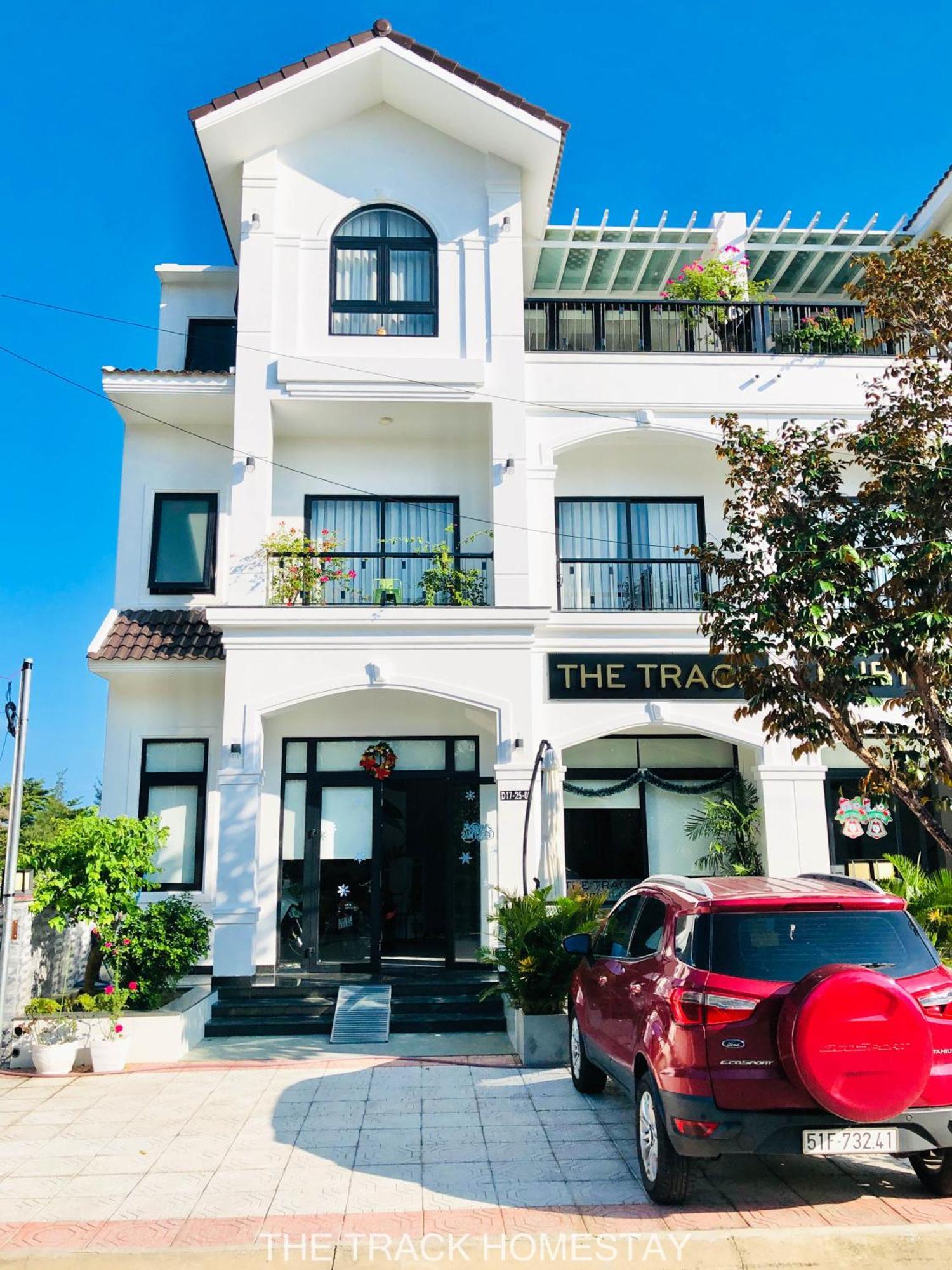 The Track Homestay - Near Bai Dai Beach Cam Lam エクステリア 写真
